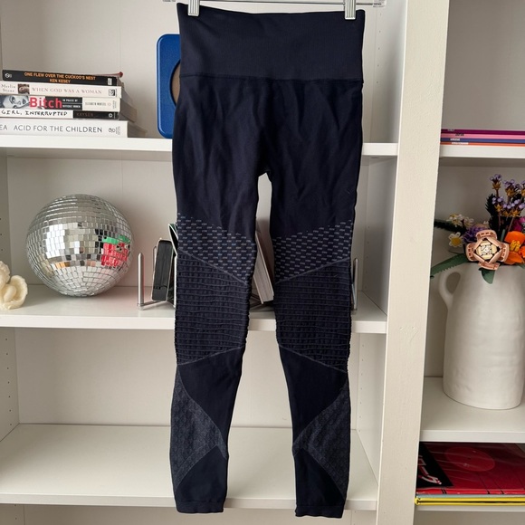 SPANX Look At Me Now Seamless Moto Leggings Indigo Sky - Picture 4 of 6